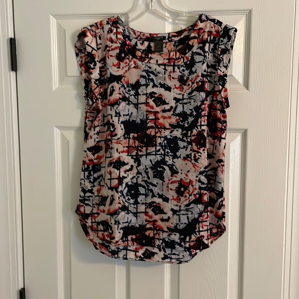 Ann Taylor multicolored sleeveless blouse. Size SP.